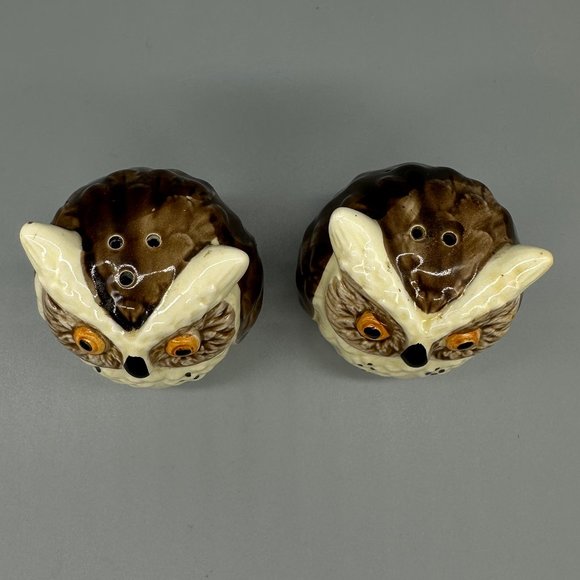 Vintage Owl Salt and Pepper Shakers - Picture 2 of 6